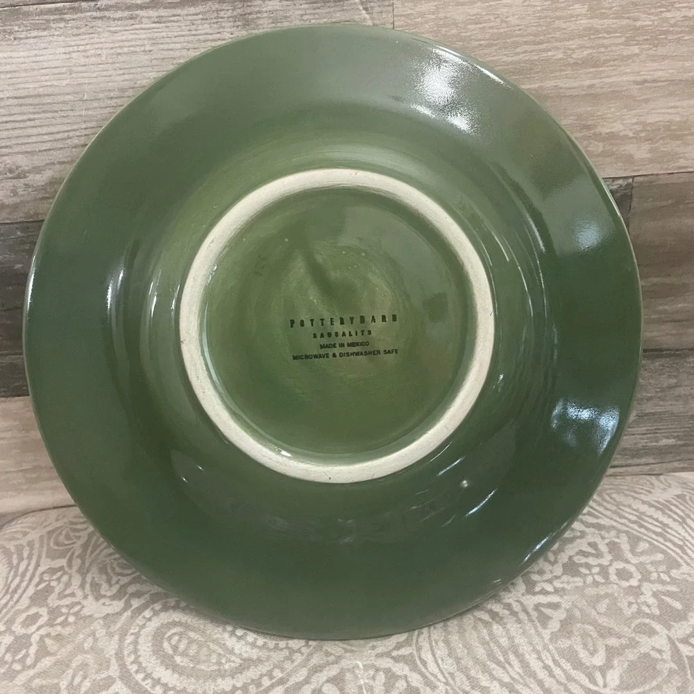 Pottery Barn Sausalito Green Plate Stoneware Made in Mexico 10